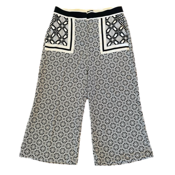 LOFT Pants - Ann Taylor LOFT Pattern Crop High Rise Palazzo Pant- 10P